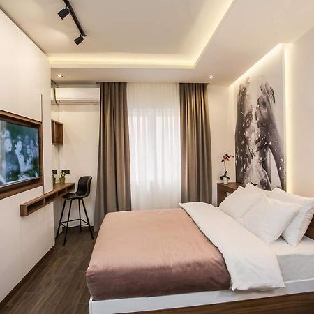 Sacher Apartments Ni Exteriér fotografie