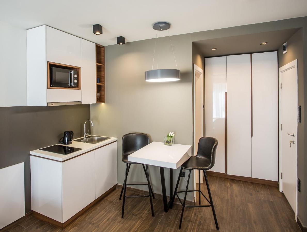 Sacher Apartments Ni Exteriér fotografie