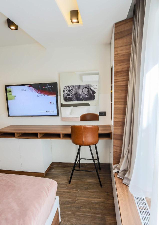 Sacher Apartments Ni Exteriér fotografie